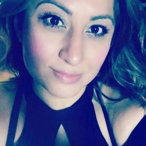 Meet your Posher, Flora